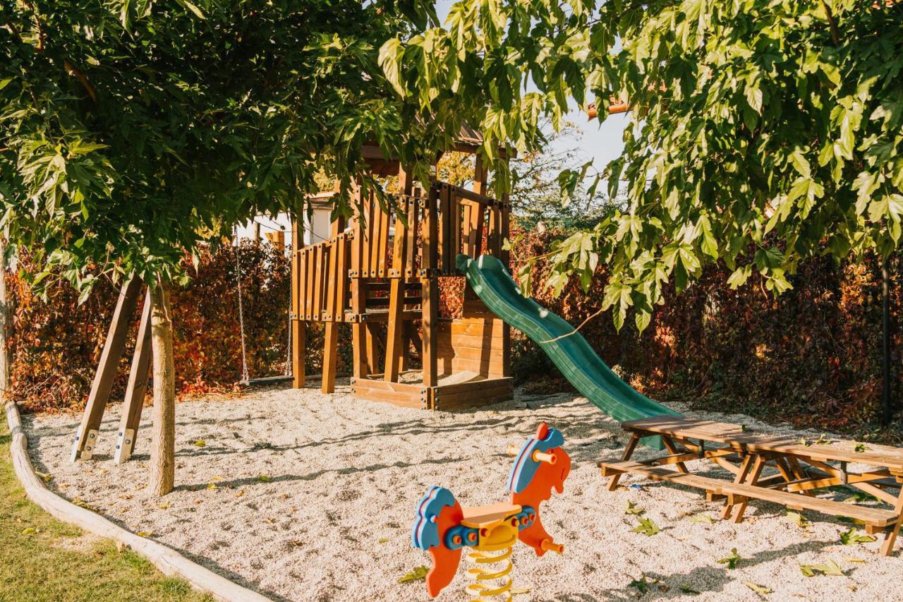 La Tenuta di Santo Stefano - Agri Resort Fossano Esterno foto