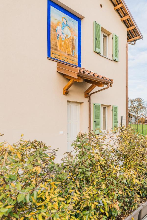 La Tenuta di Santo Stefano - Agri Resort Fossano Esterno foto