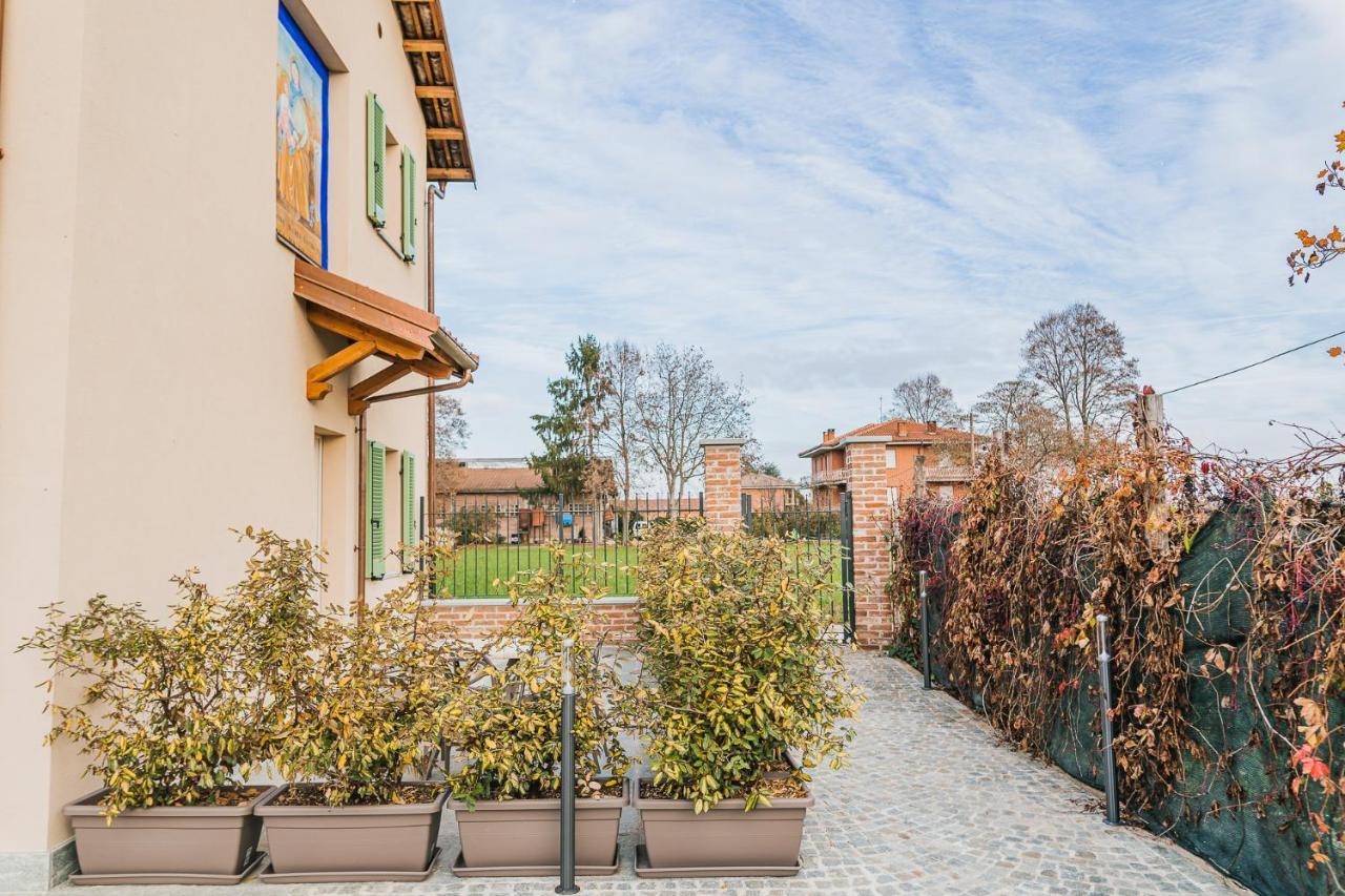 La Tenuta di Santo Stefano - Agri Resort Fossano Esterno foto