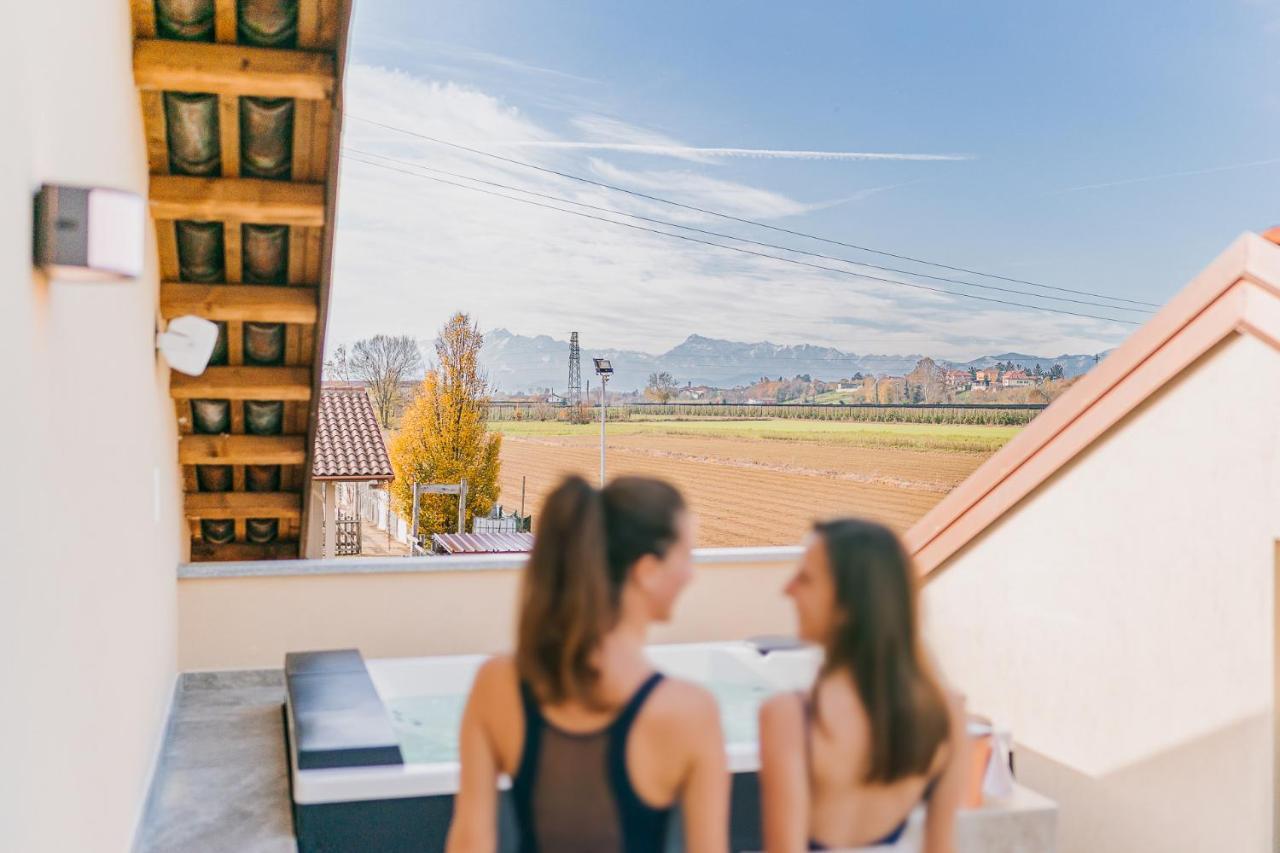 La Tenuta di Santo Stefano - Agri Resort Fossano Esterno foto