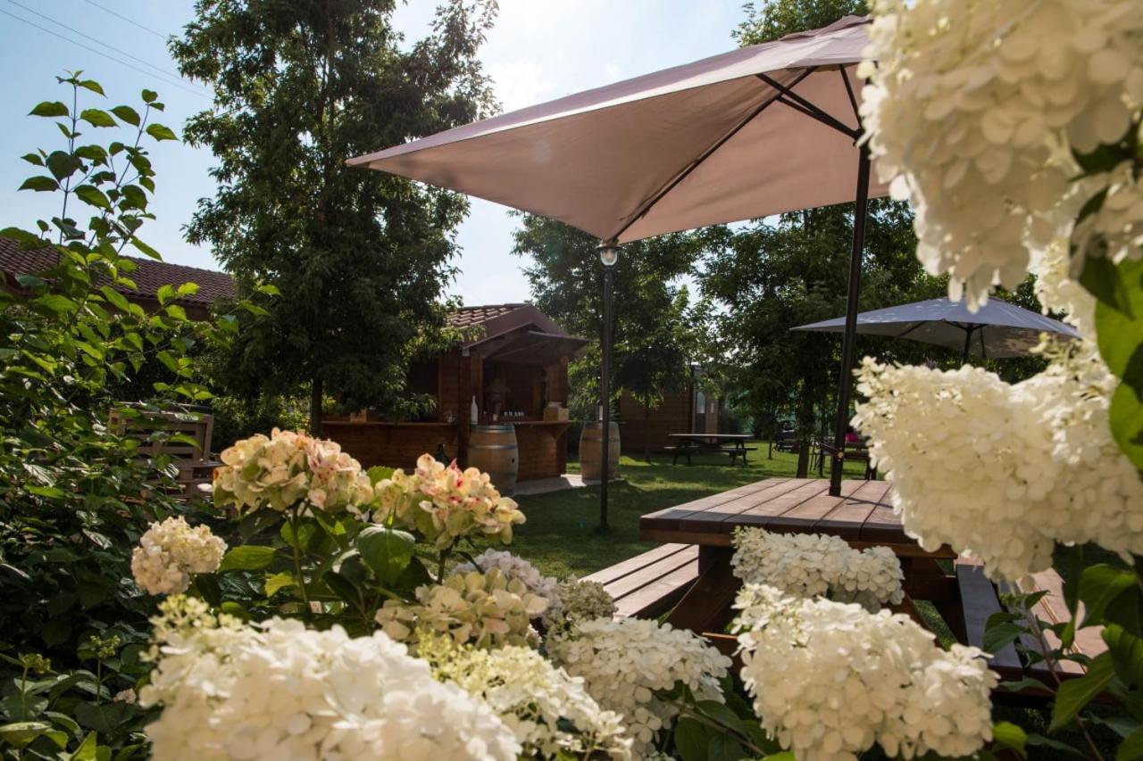 La Tenuta di Santo Stefano - Agri Resort Fossano Esterno foto