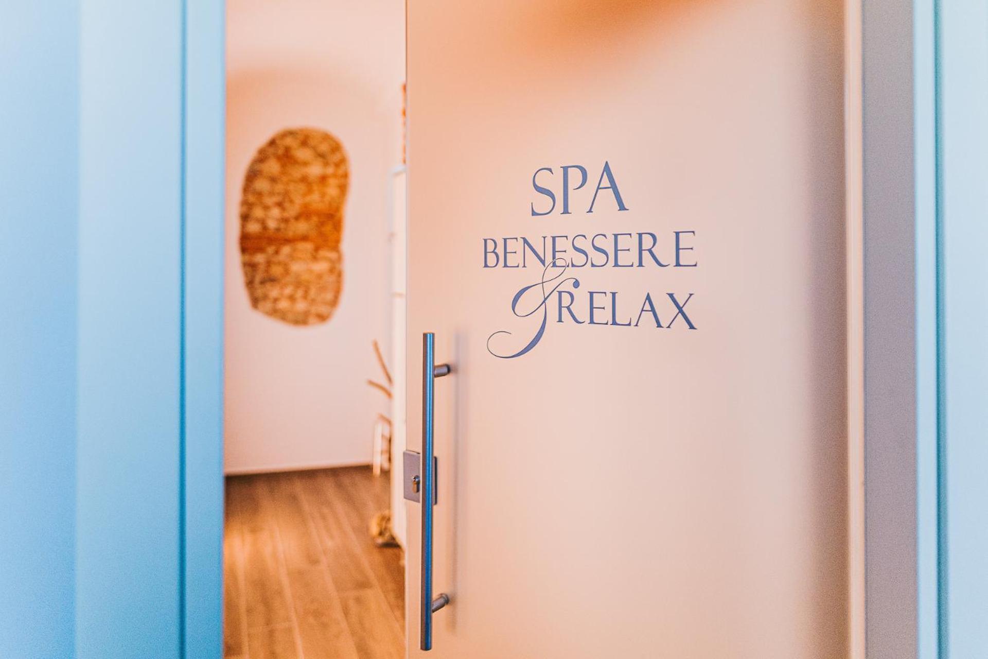 La Tenuta di Santo Stefano - Agri Resort Fossano Esterno foto